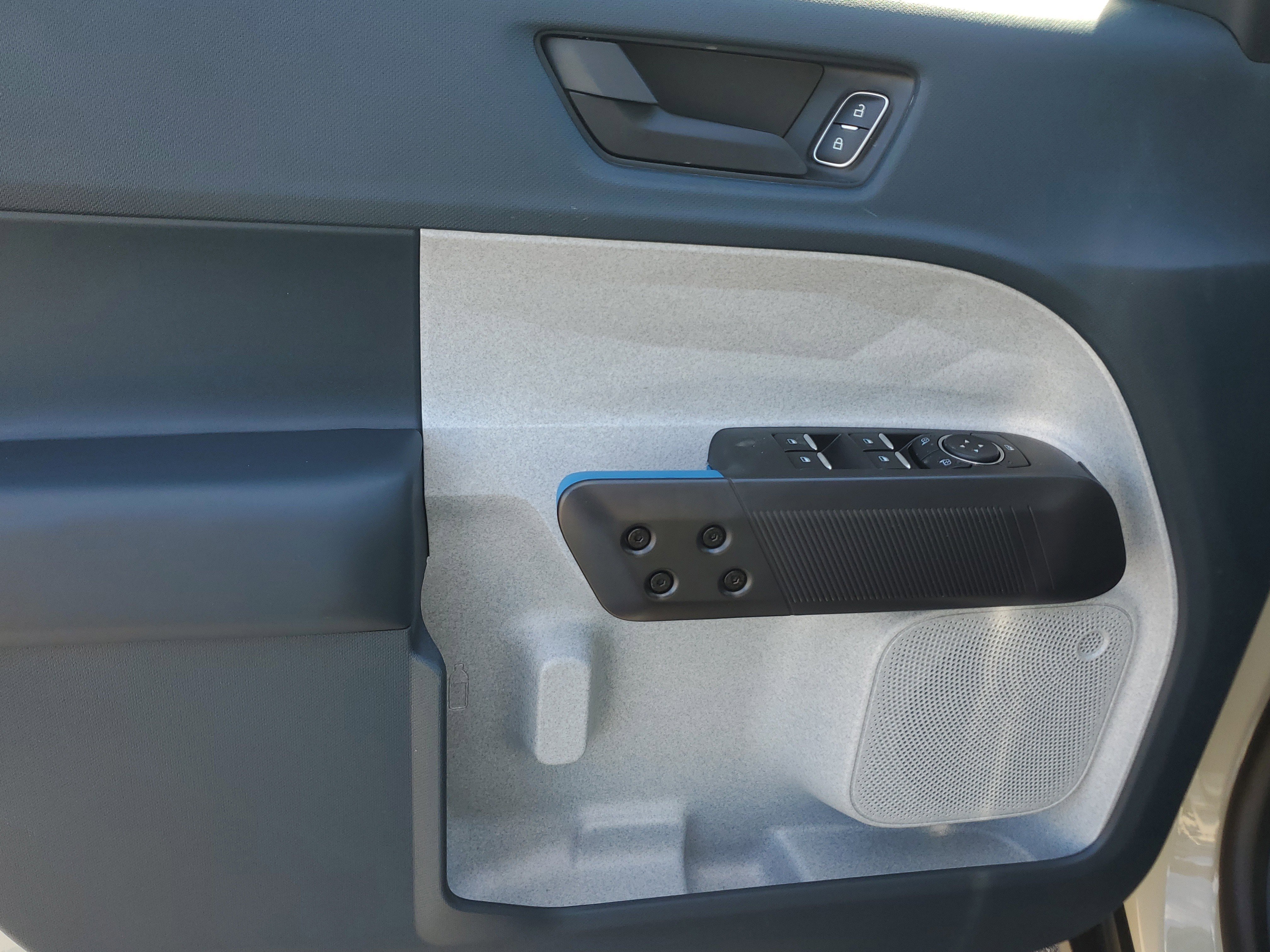 New 2025 Ford Maverick XLT w/ XLT Luxury Package image 13