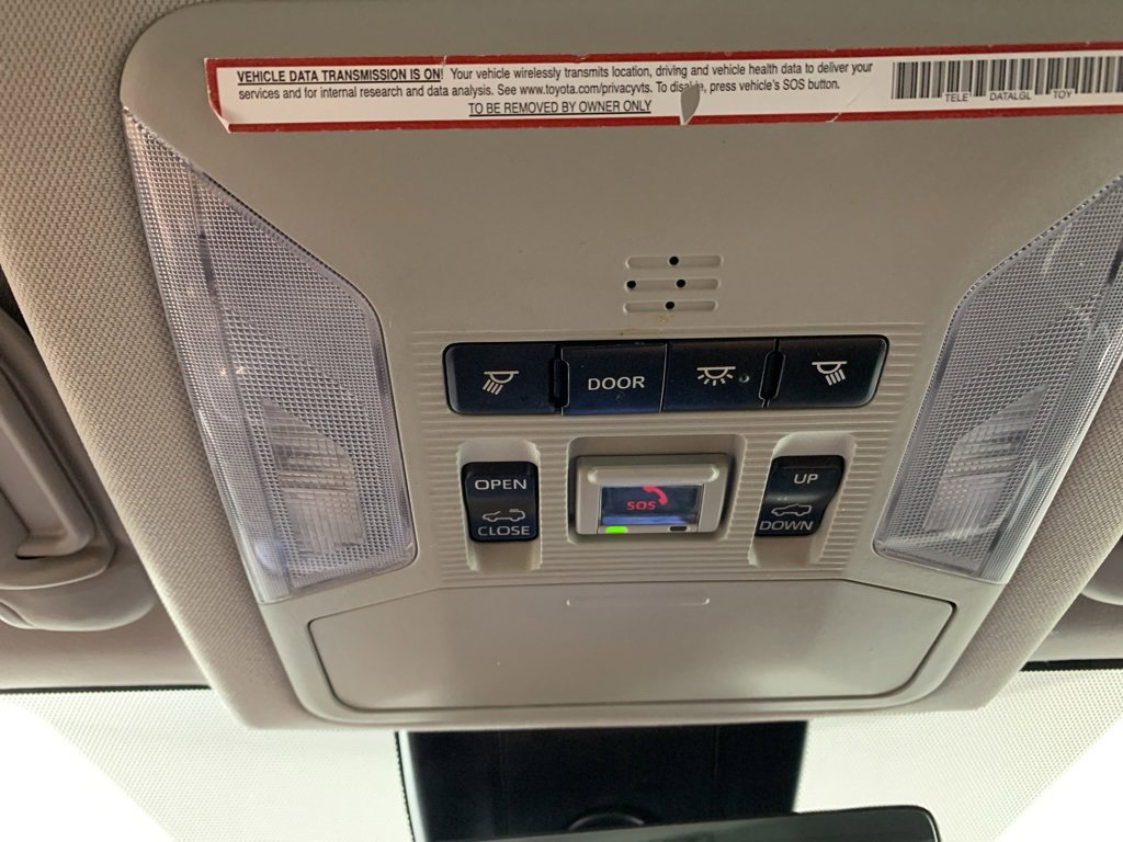 Used 2021 Toyota RAV4 Limited image 15