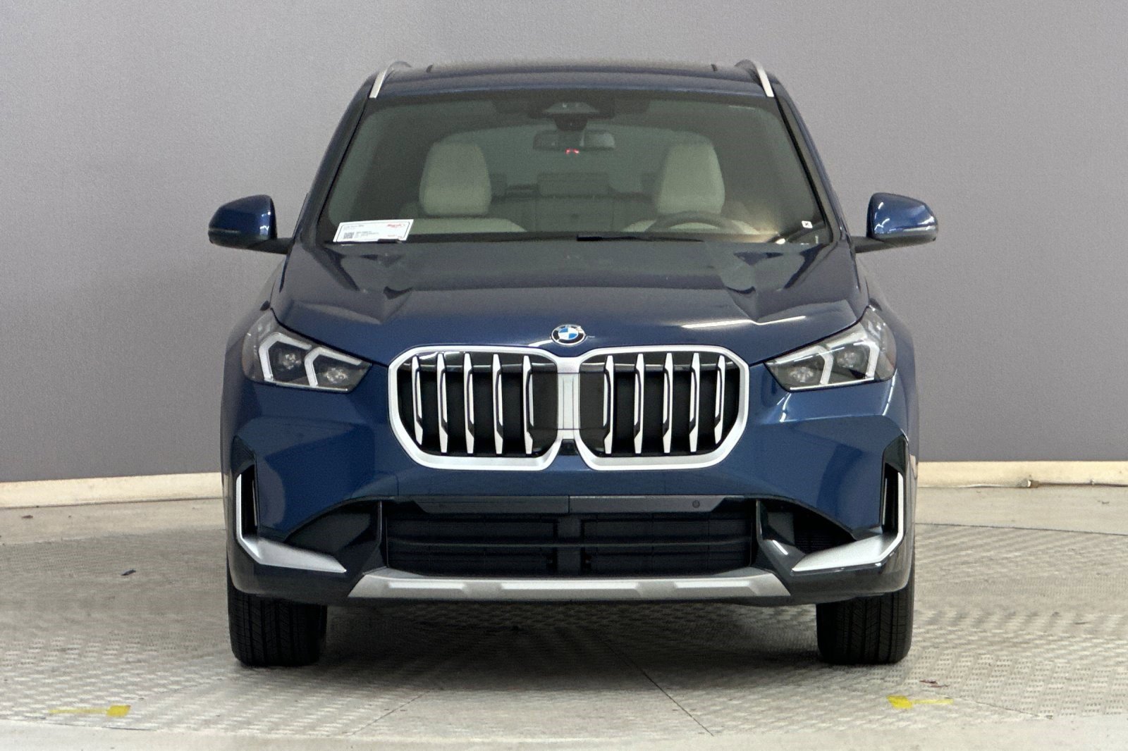 Used 2025 BMW X1 xDrive28i w/ Technology Package image 6