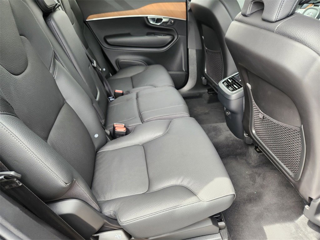 Used 2025 Volvo XC90 B6 Plus w/ Protection Package Premier image 21