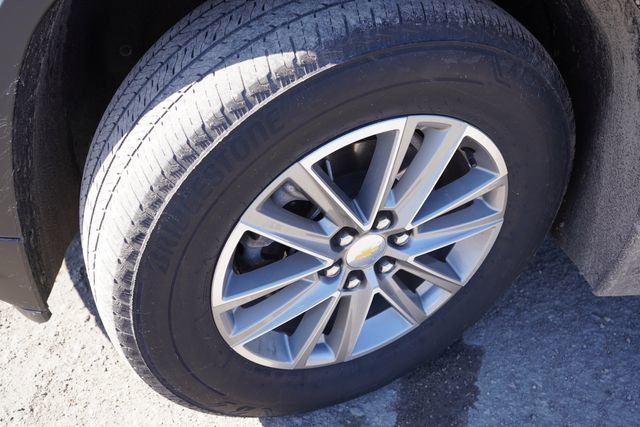 Used 2023 Chevrolet Traverse LT image 13