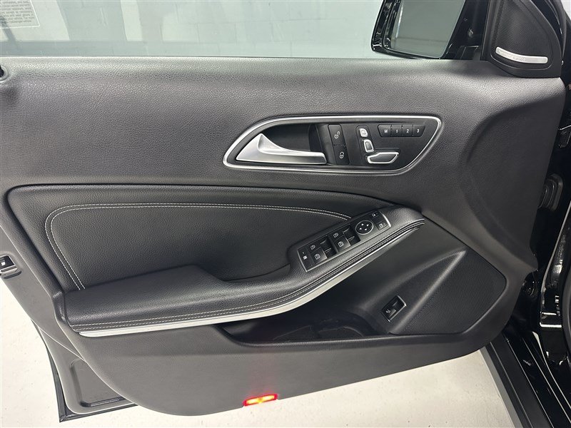 Used 2020 Mercedes-Benz GLA 250 4MATIC image 18