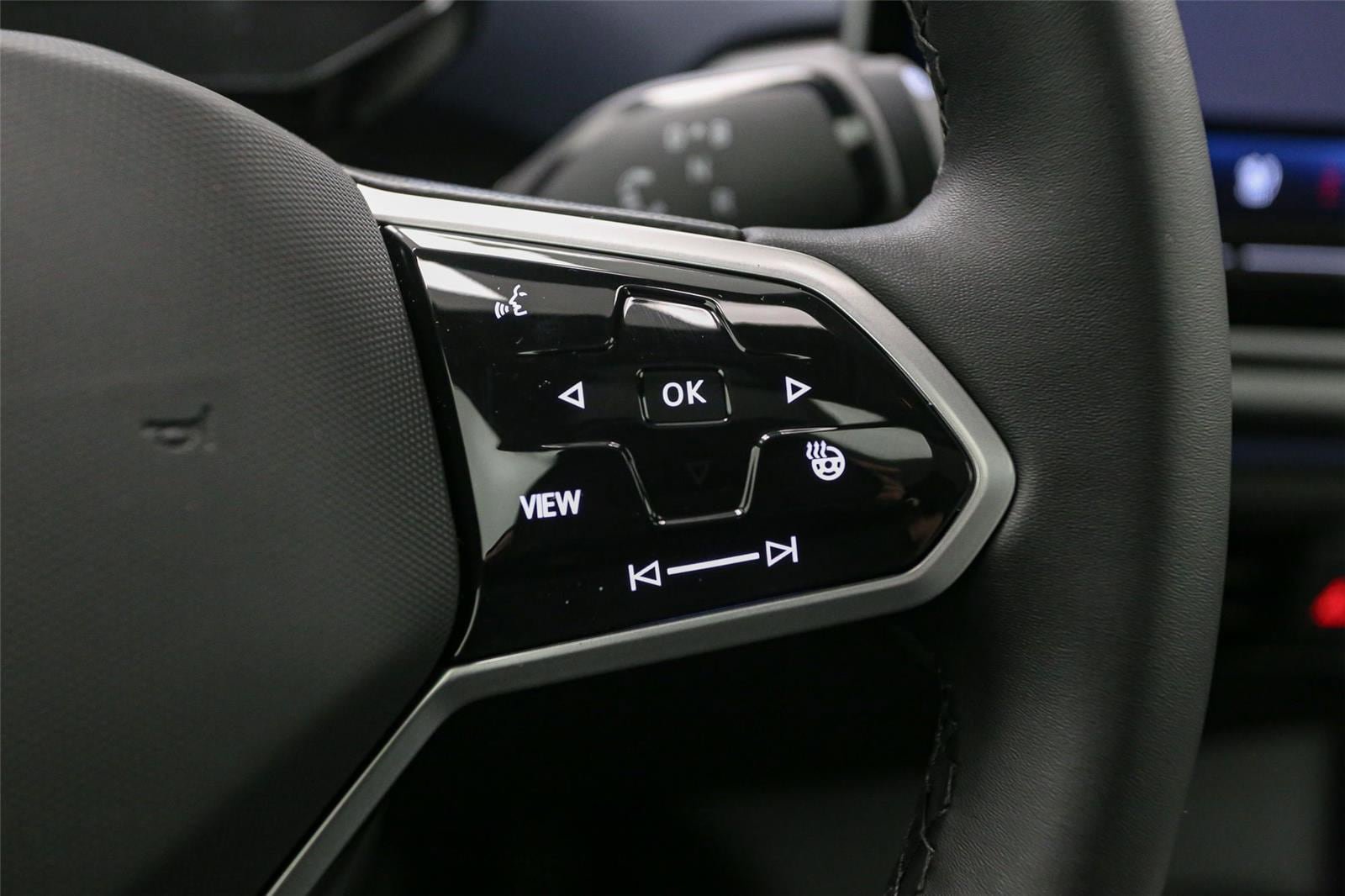 New 2025 Volkswagen ID.4 Pro S AWD/4WD image 22