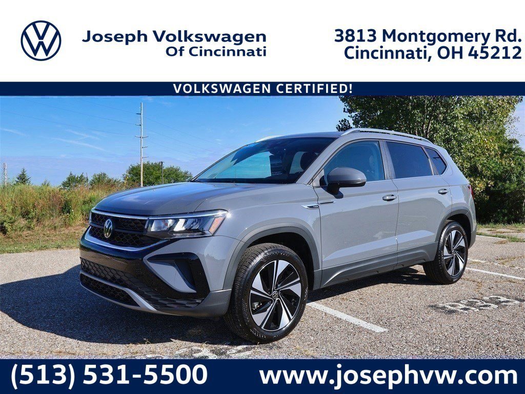 Certified 2024 Volkswagen Taos SE w/ Panoramic Sunroof Package