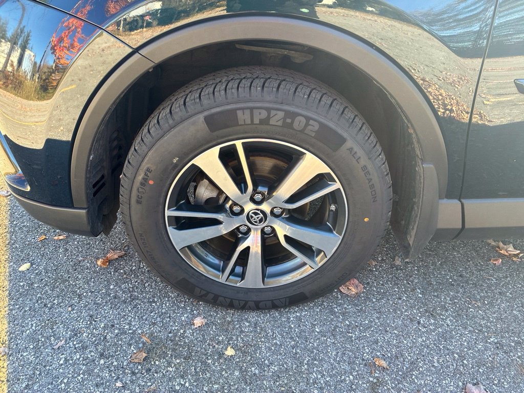 Used 2018 Toyota RAV4 XLE w/ Plus Extra Value Package AWD/4WD image 47