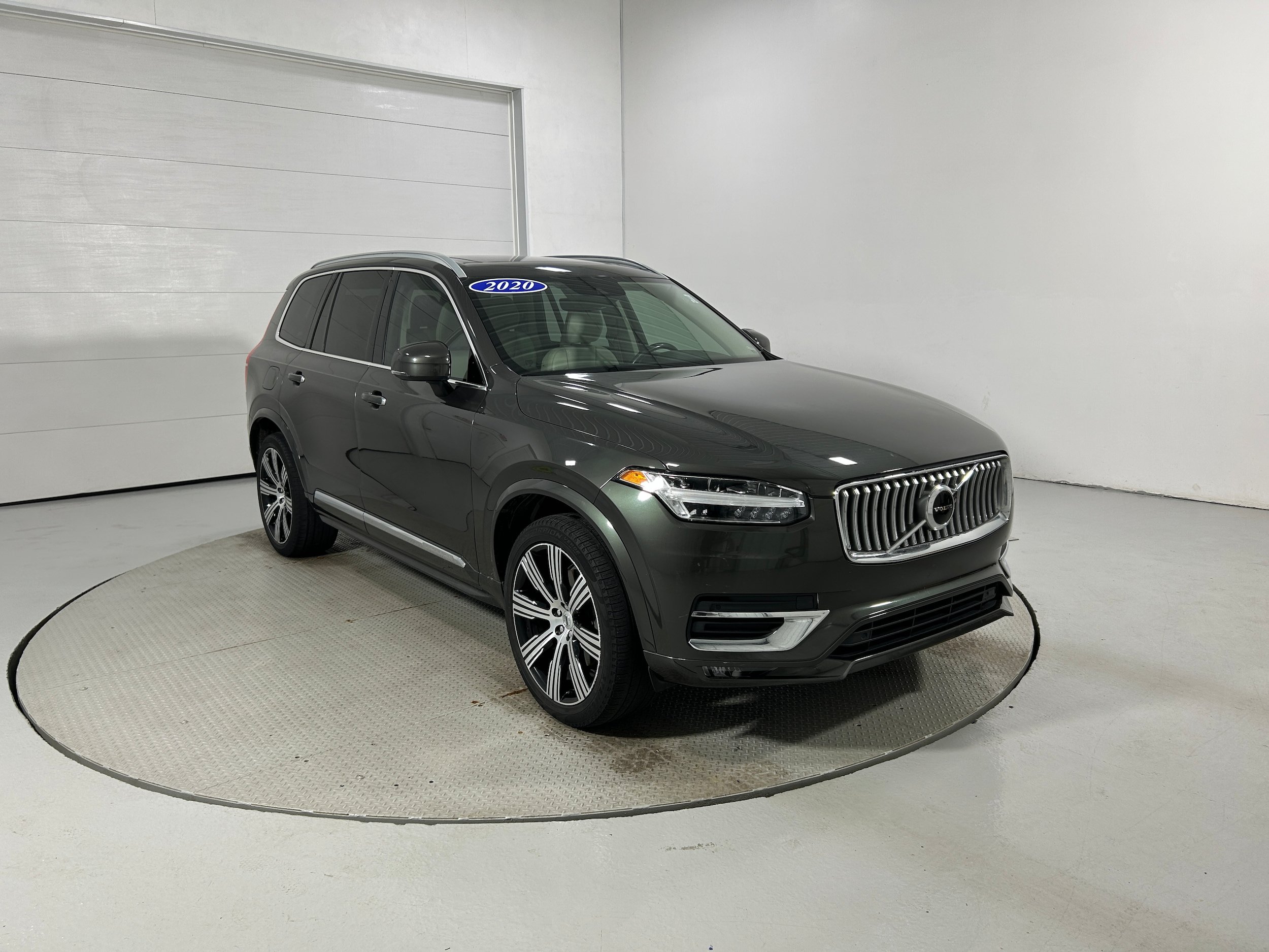 Used 2020 Volvo XC90 T6 Inscription w/ Protection Package Premier AWD/4WD image 2