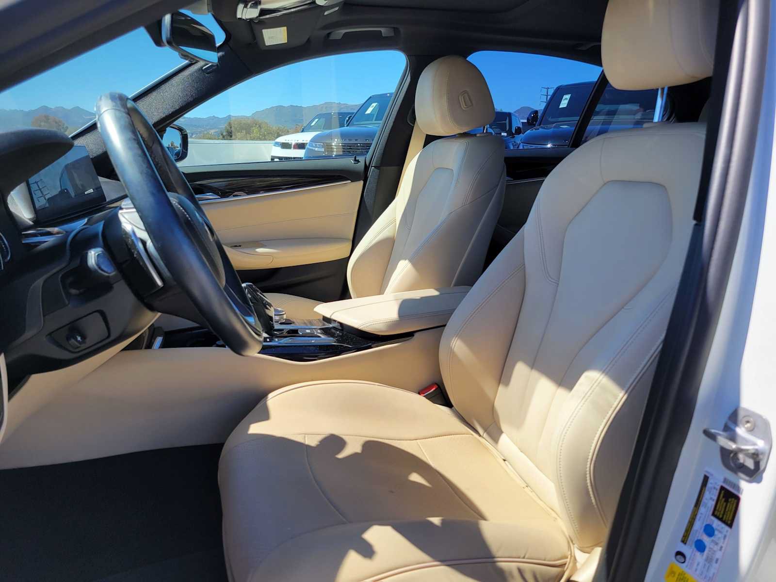 Used 2018 BMW 530i RWD image 27