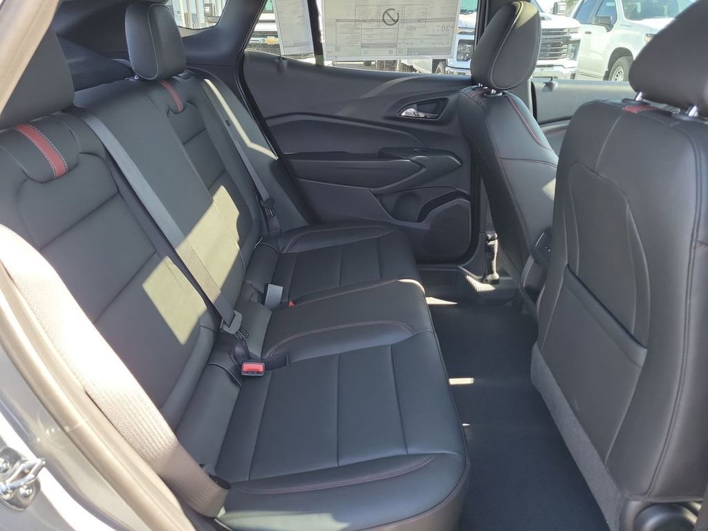 New 2026 Chevrolet Trax RS w/ Sunroof Package image 19