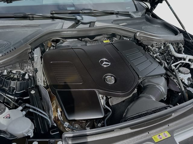 Used 2024 Mercedes-Benz GLC 300 image 36