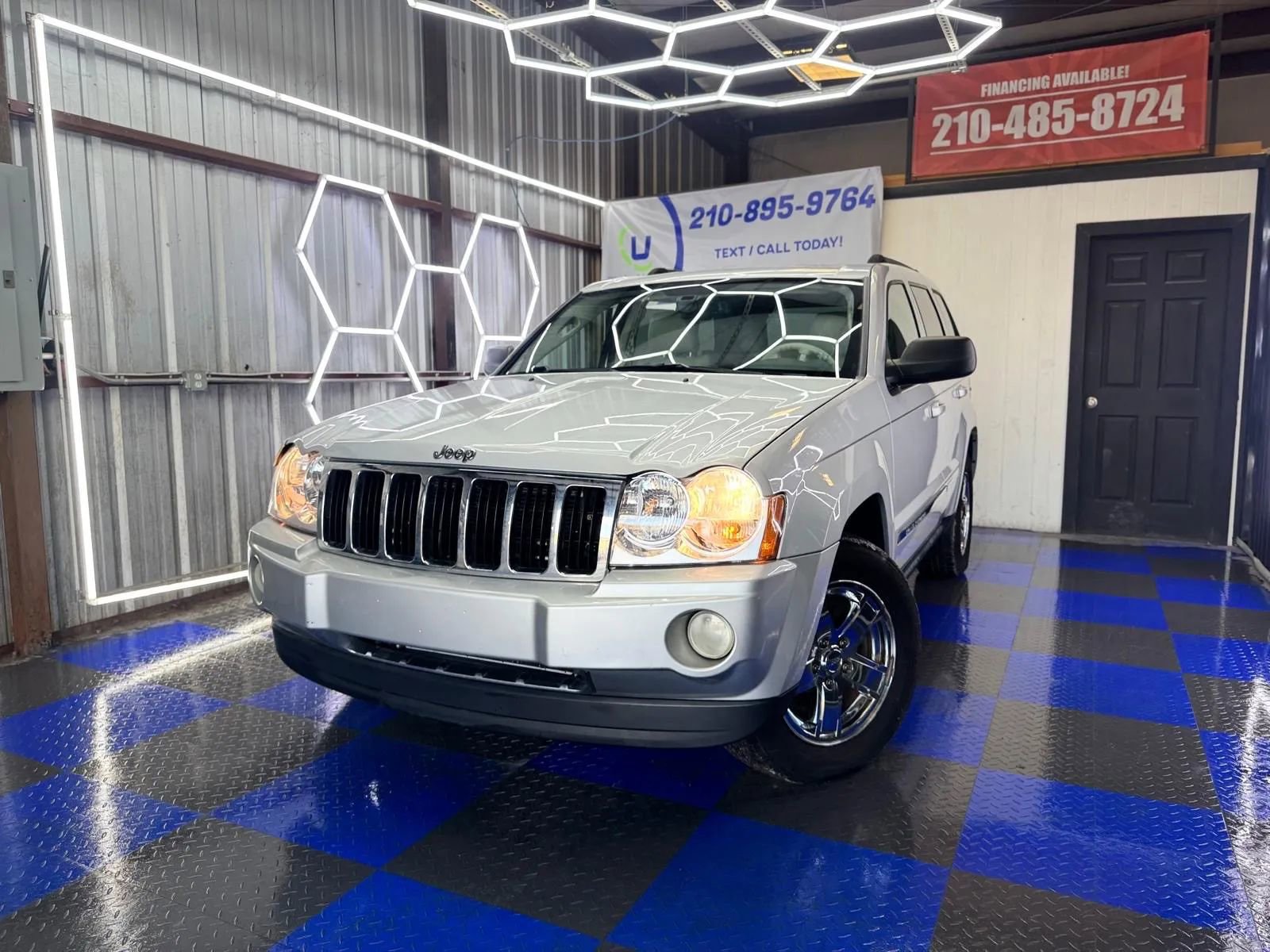 Used 2007 Jeep Grand Cherokee Limited image 1