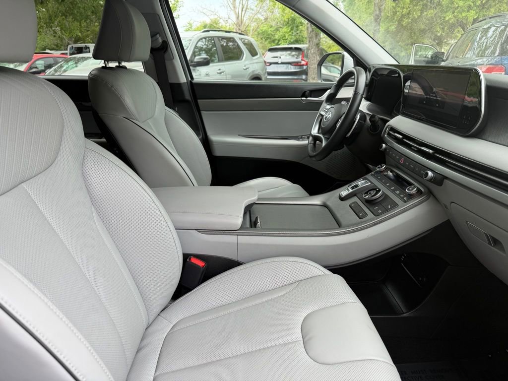 Used 2024 Hyundai Palisade SEL image 11