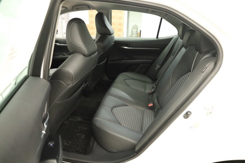 Used 2018 Toyota Camry SE image 29