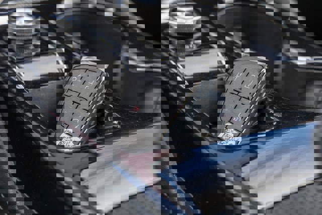 Certified 2025 Buick Envision Sport Touring image 23