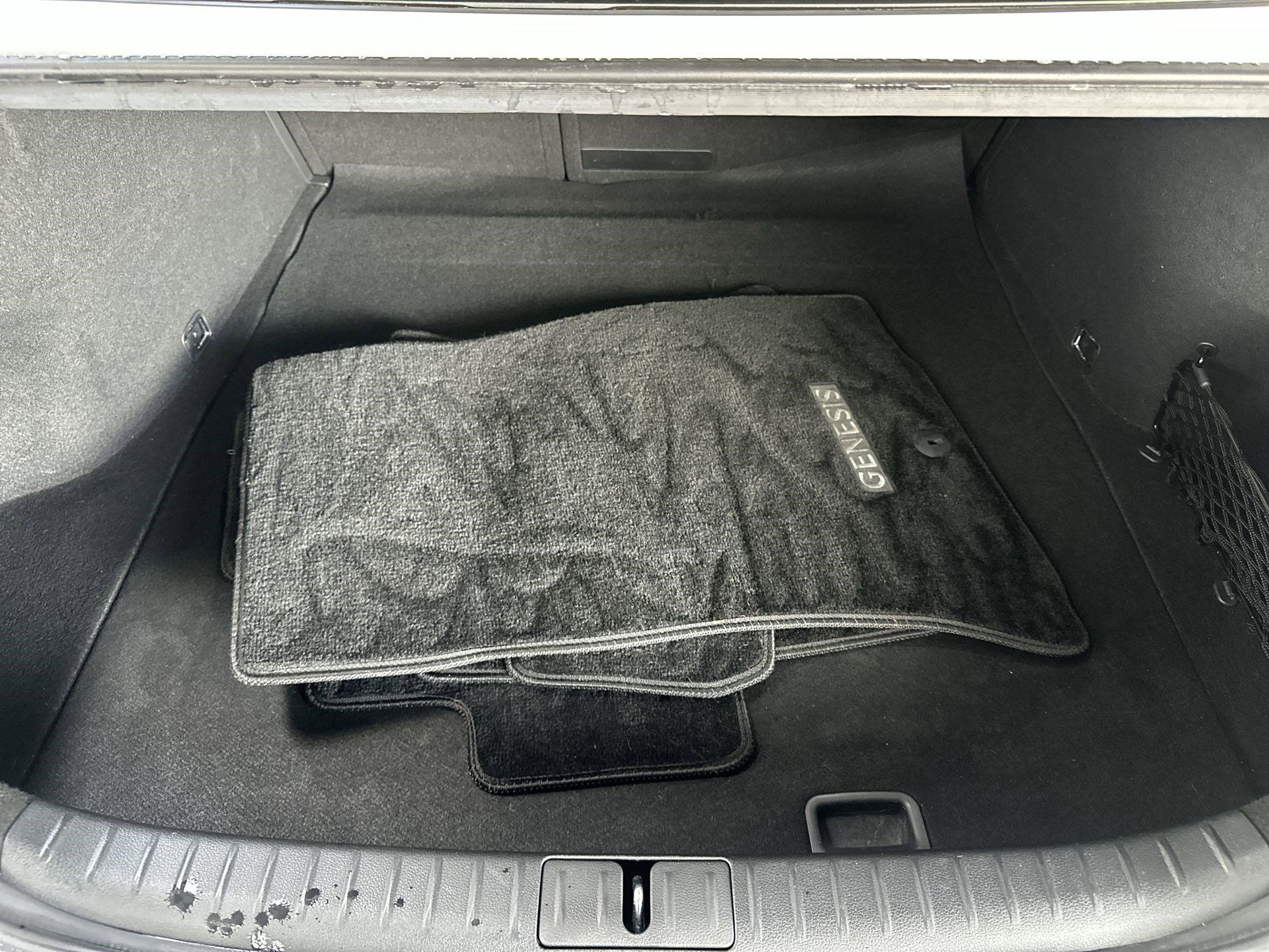 Used 2023 Genesis G70 3.3T w/ Sport Prestige Package image 21