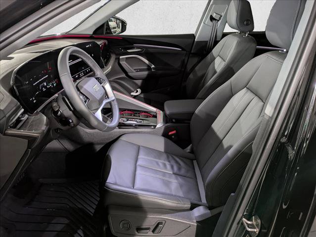 New 2025 Audi Q5 Premium w/ Convenience Package AWD/4WD image 4