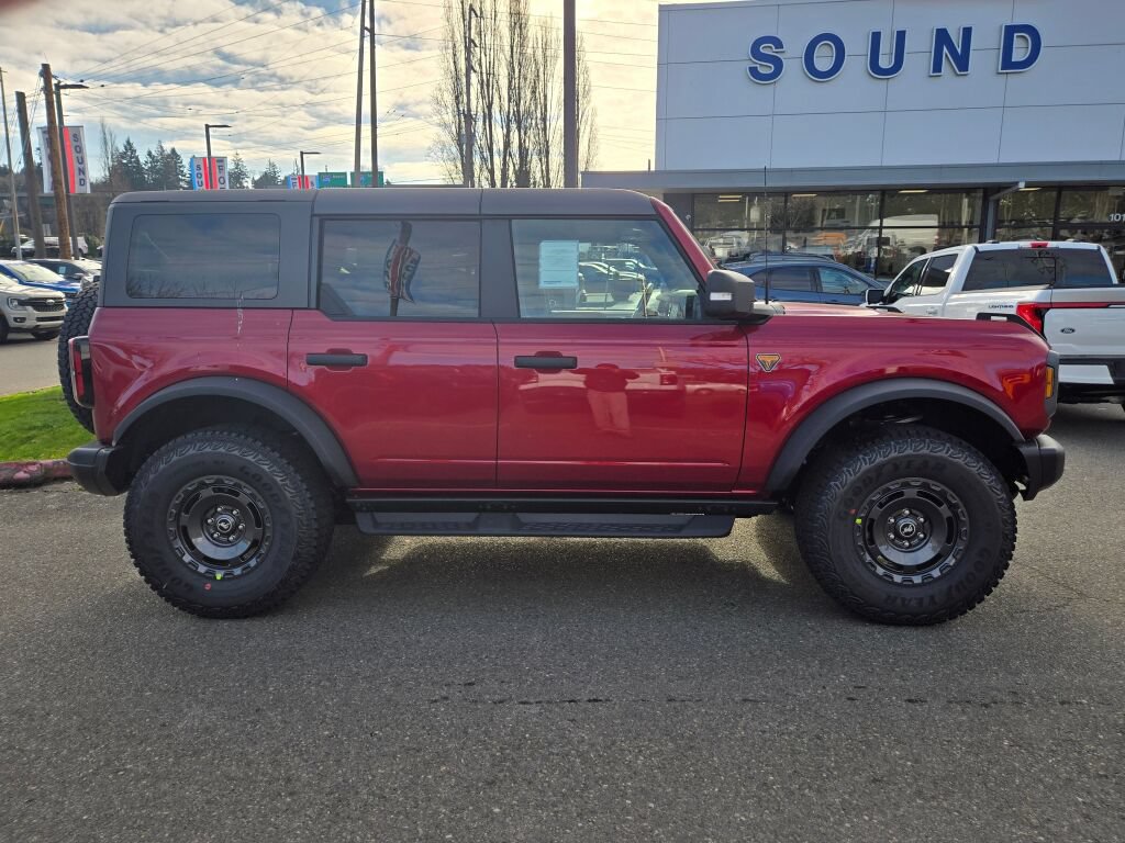 New 2025 Ford Bronco Badlands AWD/4WD image 4