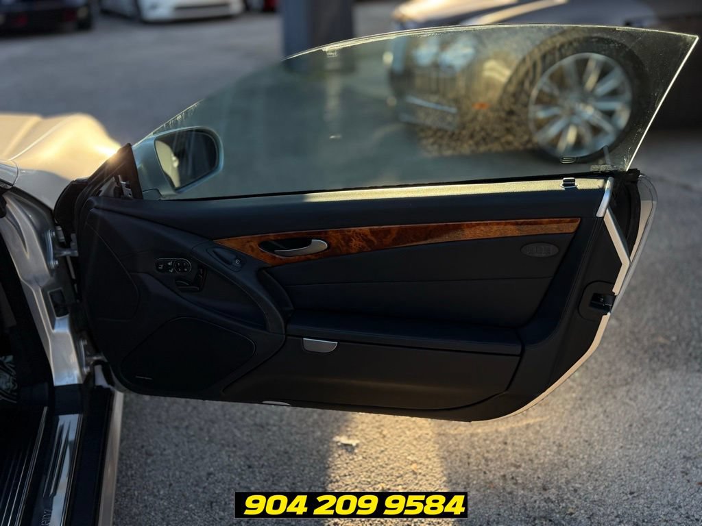 Used 2009 Mercedes-Benz SL 550 image 11