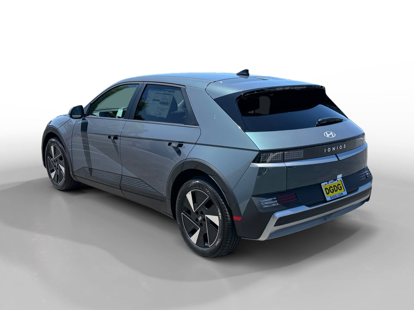 New 2026 Hyundai Ioniq 5 SE RWD image 3
