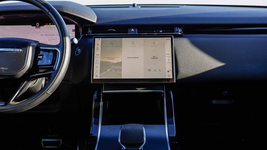 Used 2024 Land Rover Range Rover Velar Dynamic SE image 16