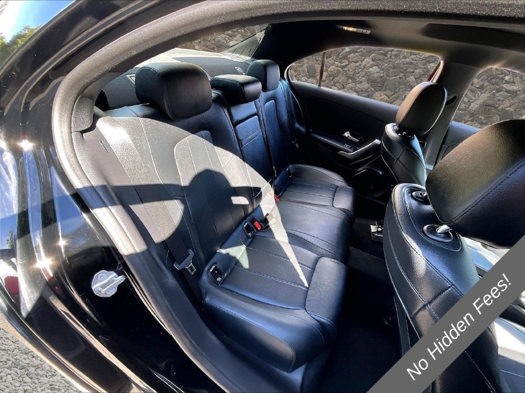 Used 2021 Mercedes-Benz A 220 4MATIC w/ Premium Package image 23