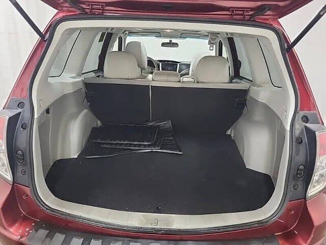 Used 2013 Subaru Forester 2.5X Premium w/ All-Weather Plus Pkg AWD/4WD image 24
