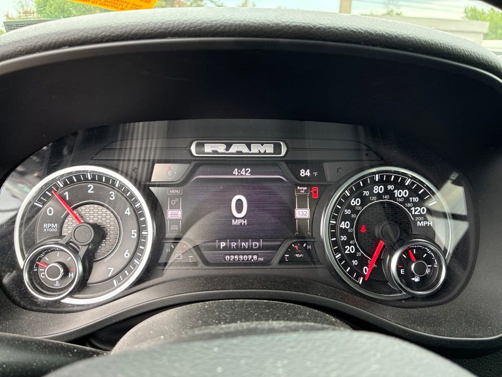 Used 2023 RAM 1500 Big Horn AWD/4WD image 18