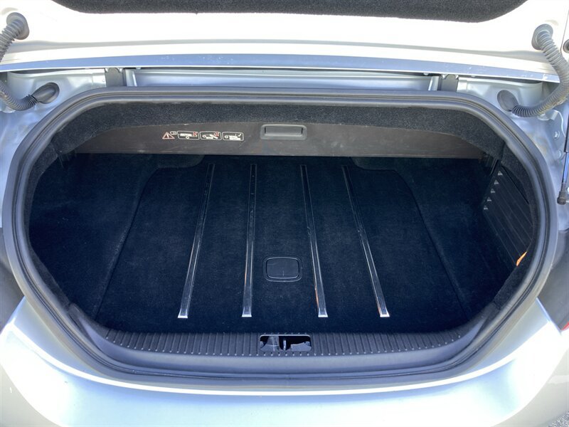 Used 2010 Jaguar XK Convertible RWD image 33