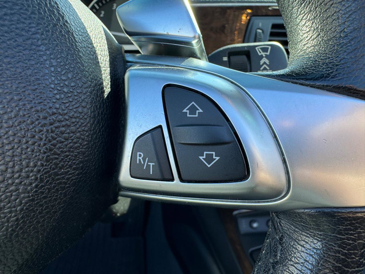 Used 2008 BMW Z4 3.0si RWD image 17
