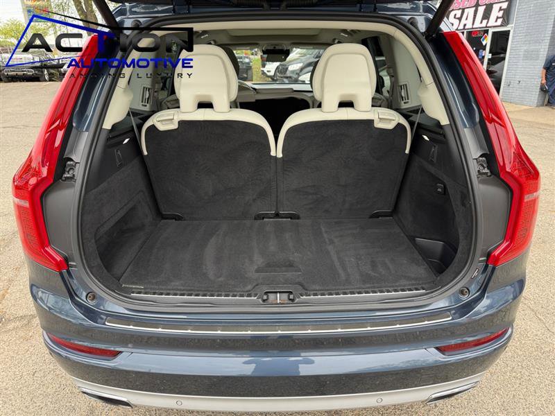 Used 2021 Volvo XC90 T6 Momentum w/ Climate Package AWD/4WD image 19