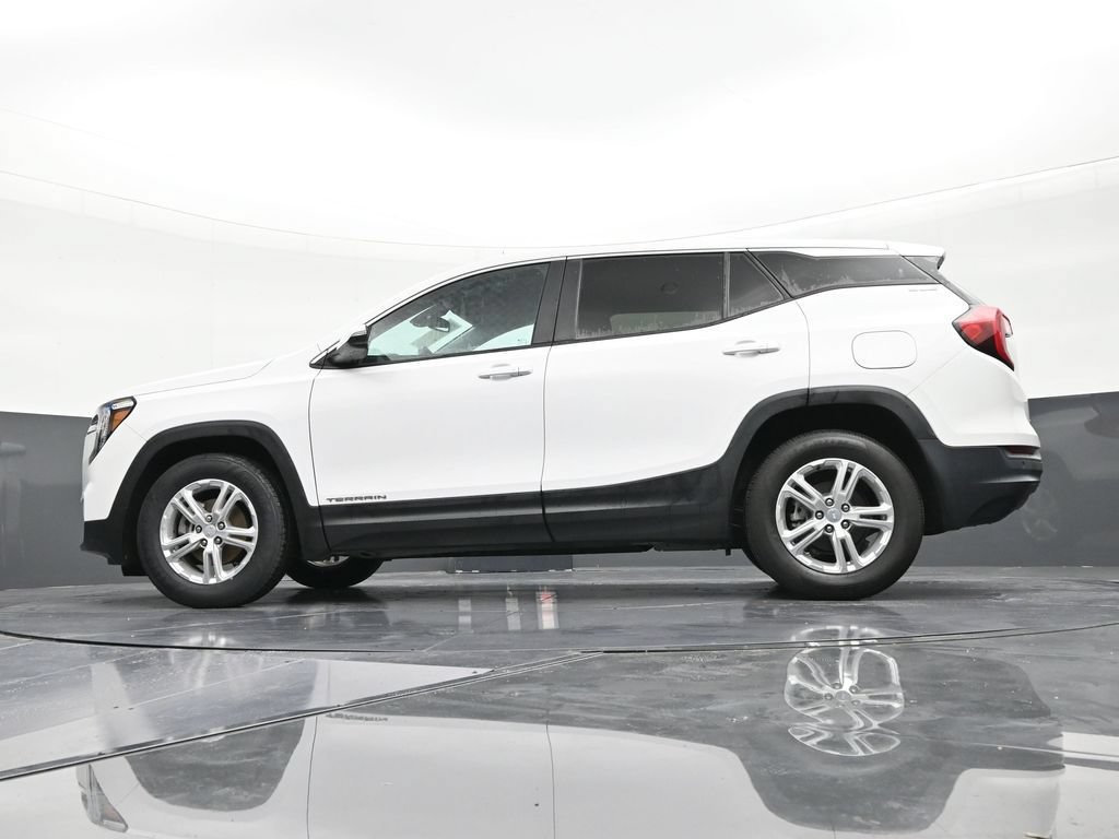Used 2022 GMC Terrain SLE FWD image 21