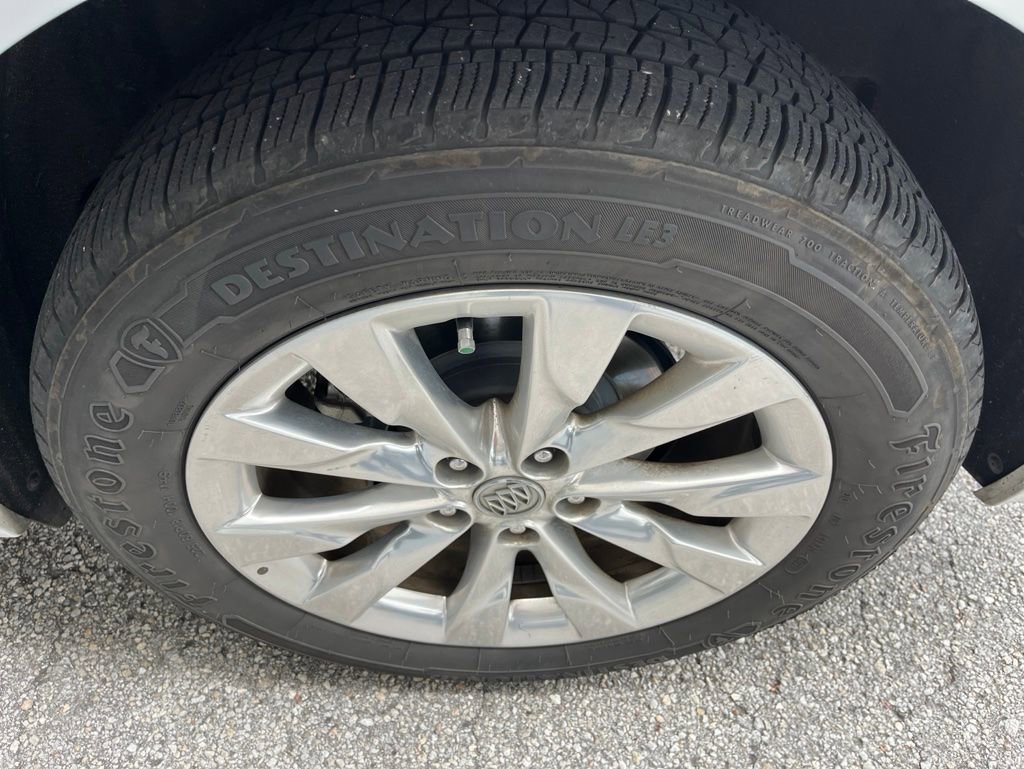Used 2017 Buick Envision Essence FWD image 11