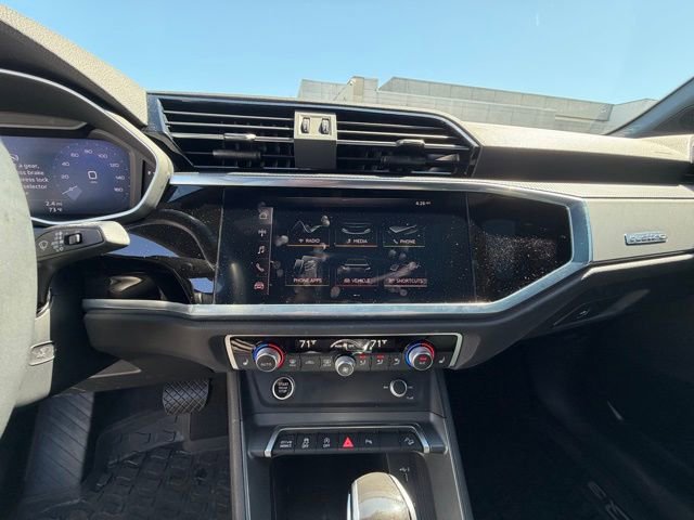 Used 2021 Audi Q3 2.0T Premium w/ Convenience Package image 14