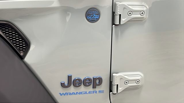 Used 2024 Jeep Wrangler Unlimited image 34