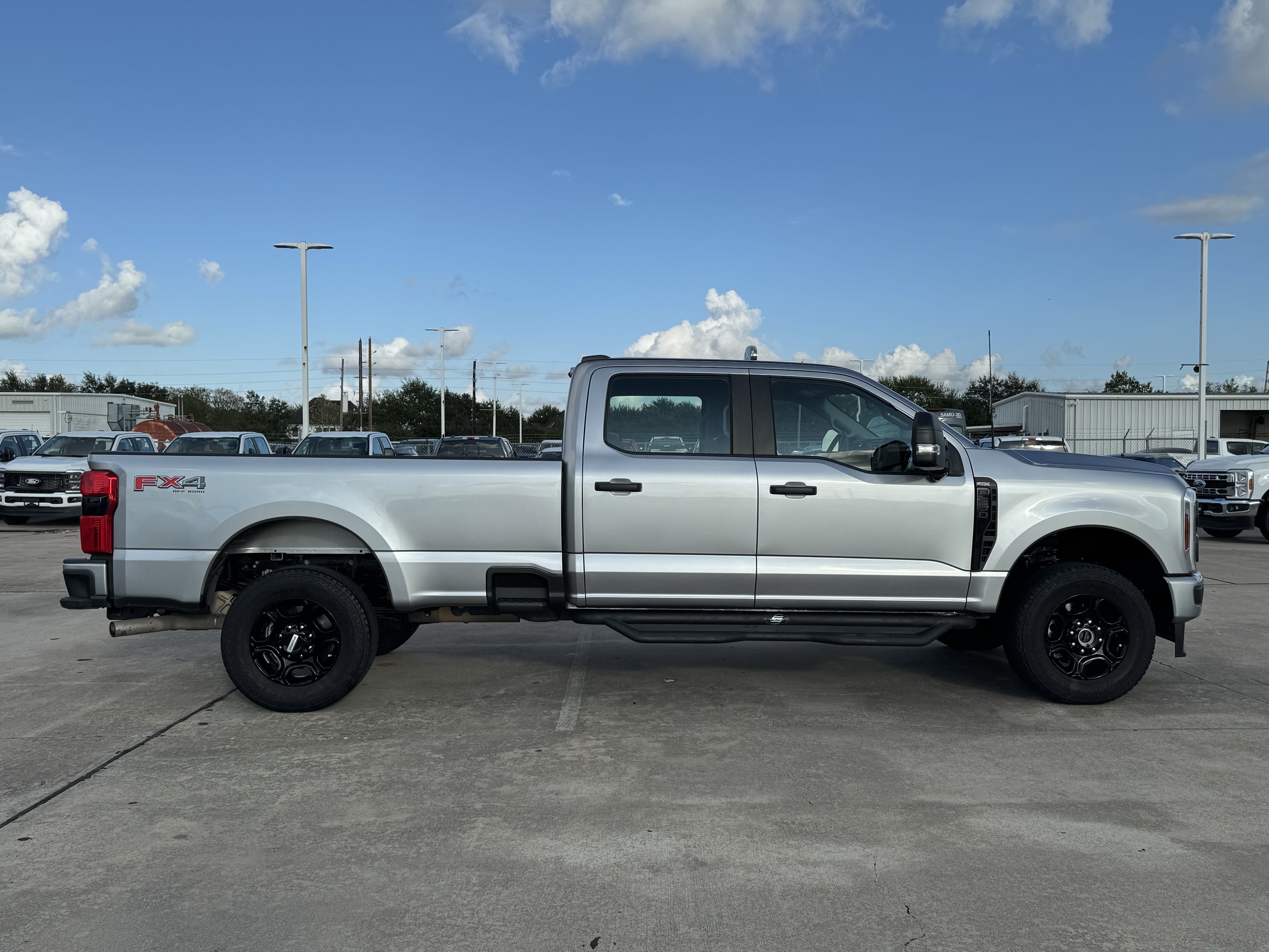 Used 2024 Ford F250 XL w/ STX Appearance Package AWD/4WD image 6