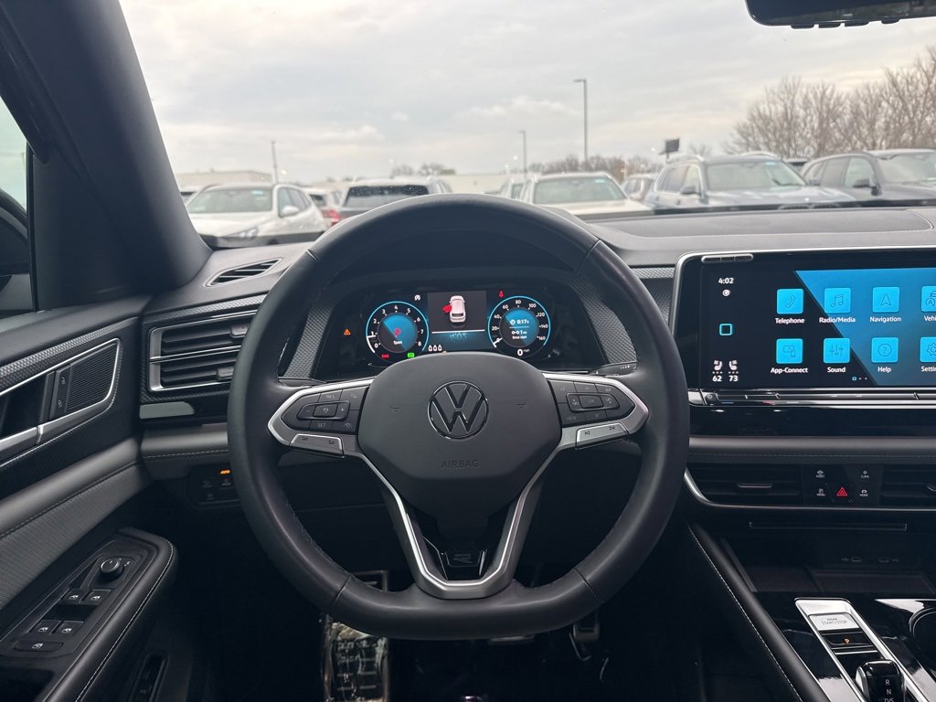 Used 2024 Volkswagen Atlas Cross Sport SEL R-Line image 14