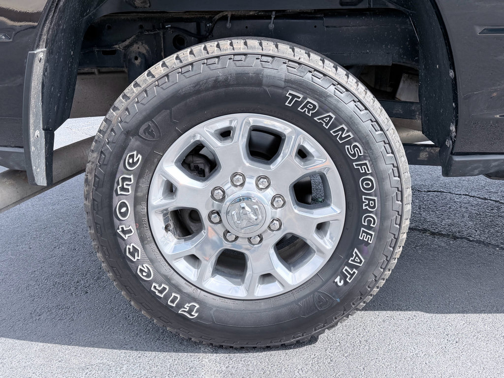 Used 2024 RAM 2500 Laramie w/ Safety Group AWD/4WD image 34