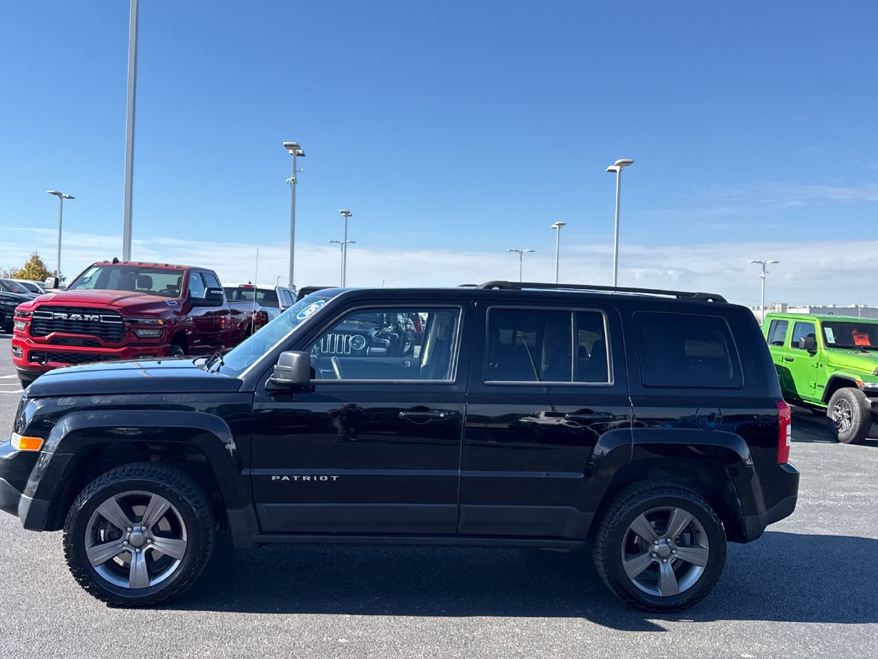 Used 2015 Jeep Patriot High Altitude AWD/4WD image 6