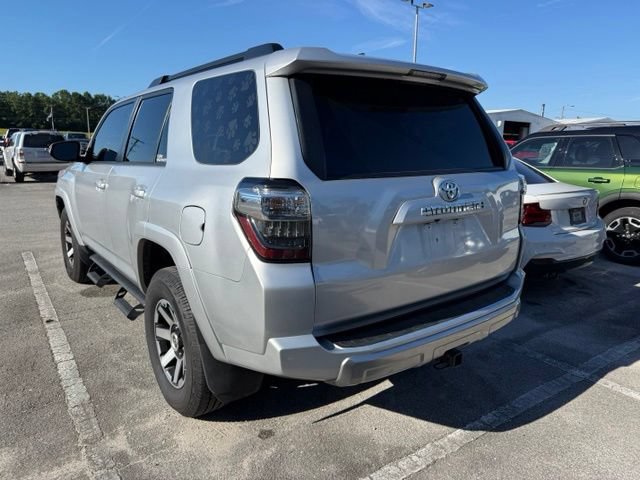 Used 2022 Toyota 4Runner TRD Off-Road Premium w/ Moonroof Package AWD/4WD image 4