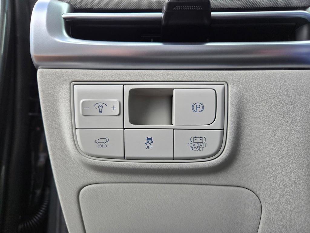New 2026 Hyundai Tucson Limited AWD/4WD image 16