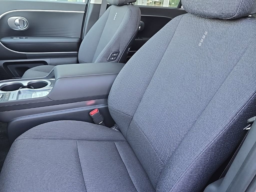 New 2026 Hyundai Ioniq 9 SE image 15