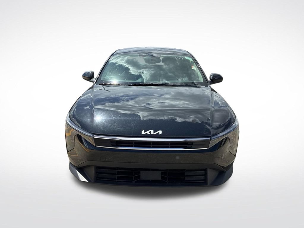 Used 2025 Kia K4 FWD image 2