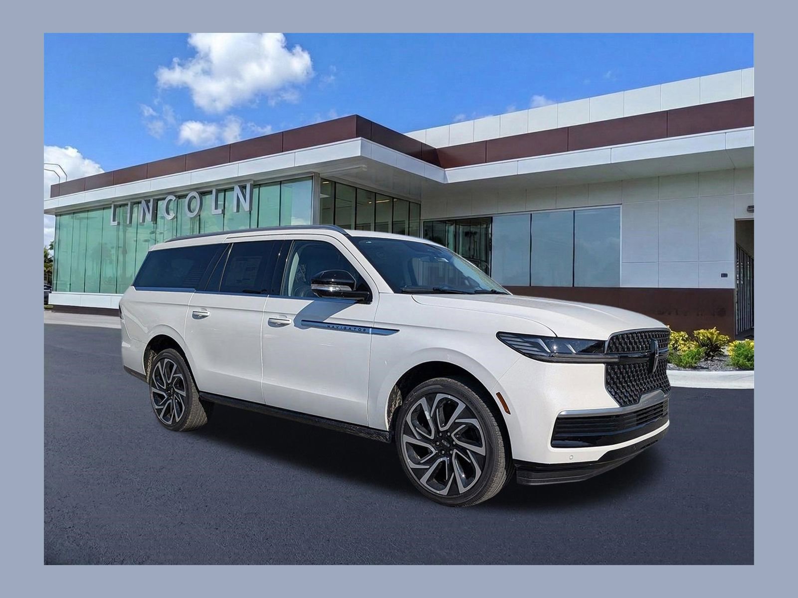 New 2026 Lincoln Navigator L Reserve