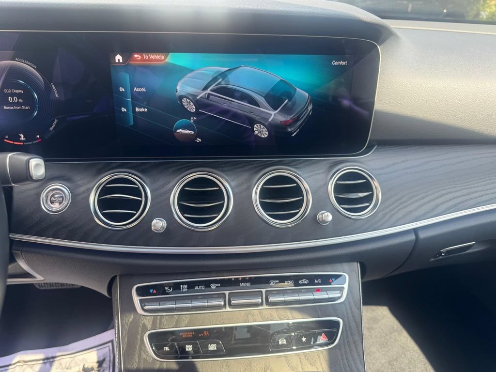 Used 2023 Mercedes-Benz E 350 4MATIC Sedan image 28