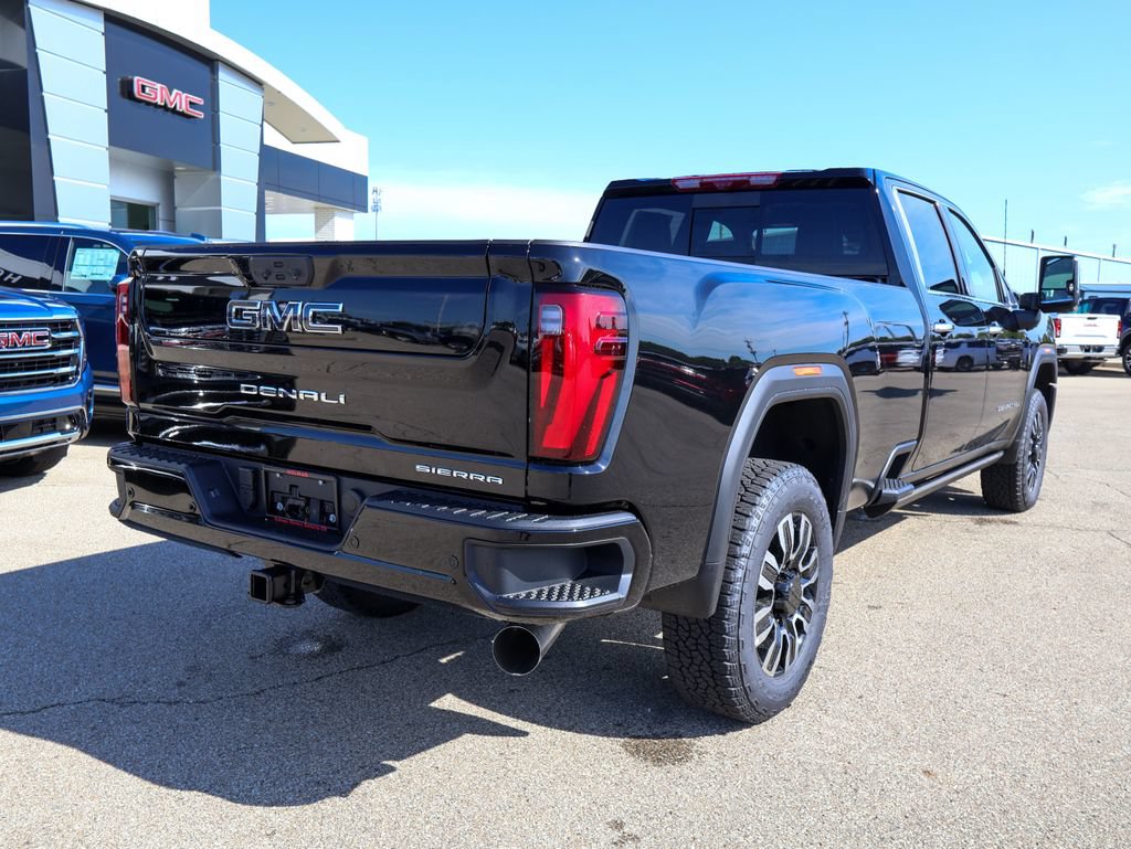 New 2026 GMC Sierra 3500 Denali Ultimate AWD/4WD image 3