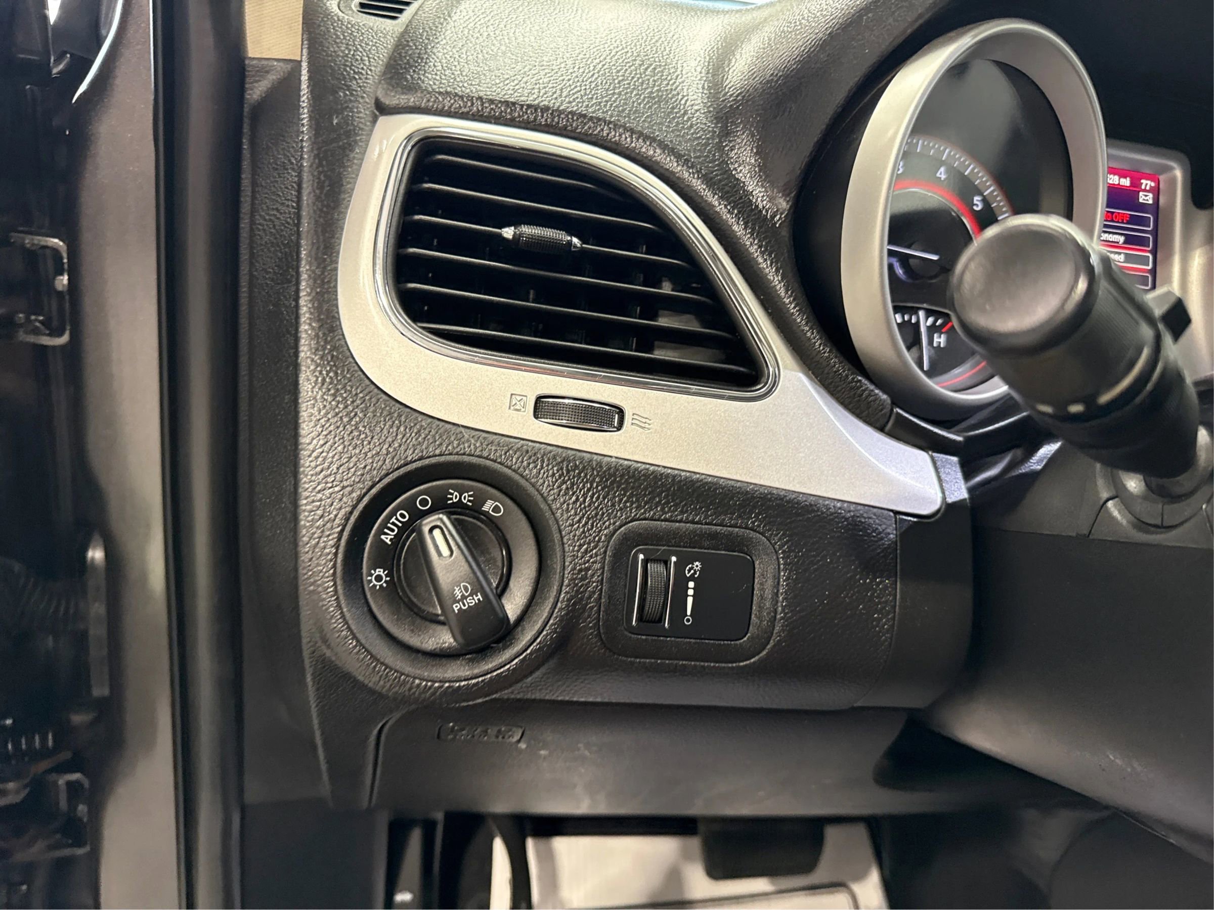 Used 2016 Dodge Journey R/T w/ Driver Convenience Group image 21