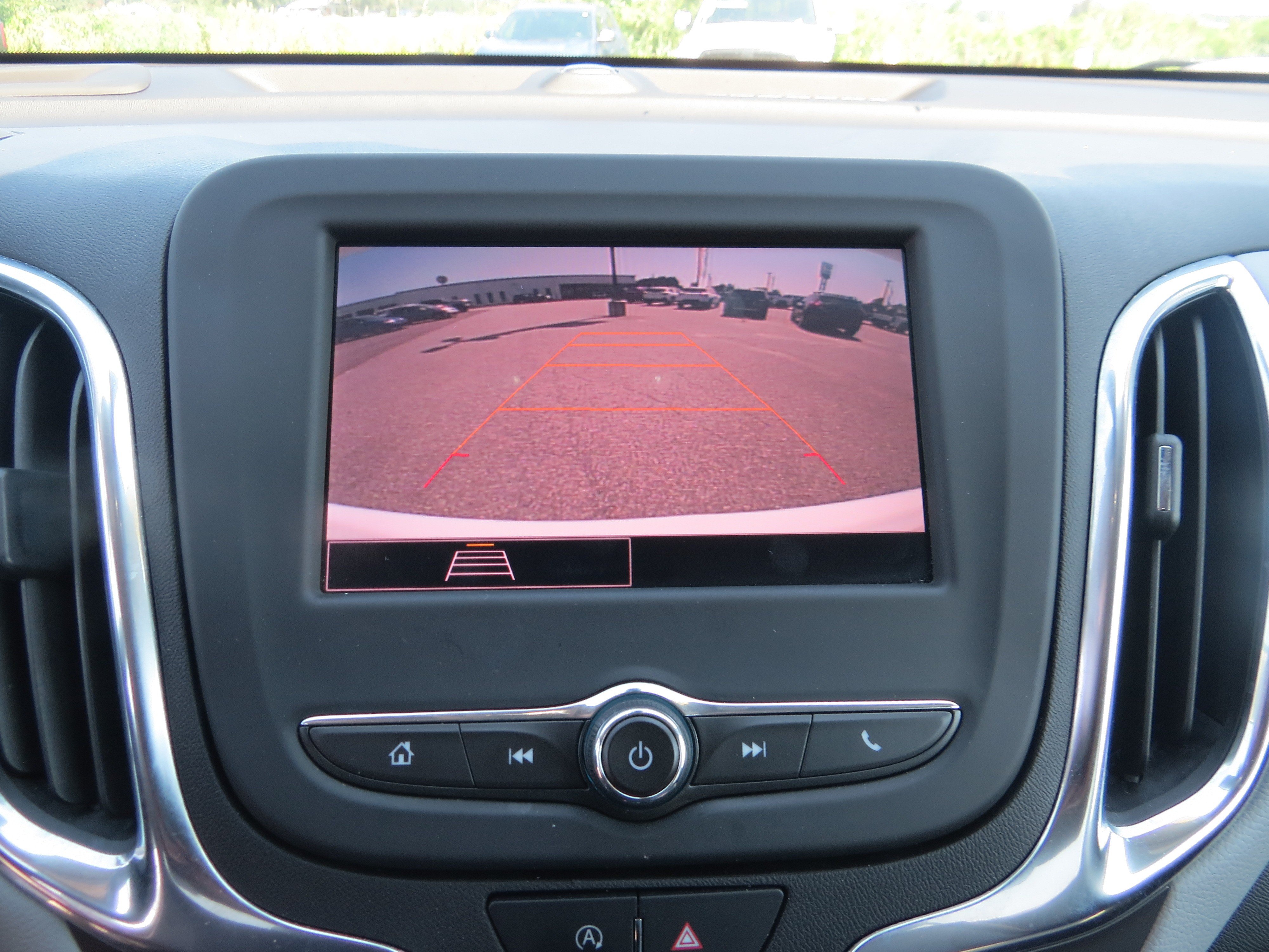 Used 2022 Chevrolet Equinox LT FWD image 25