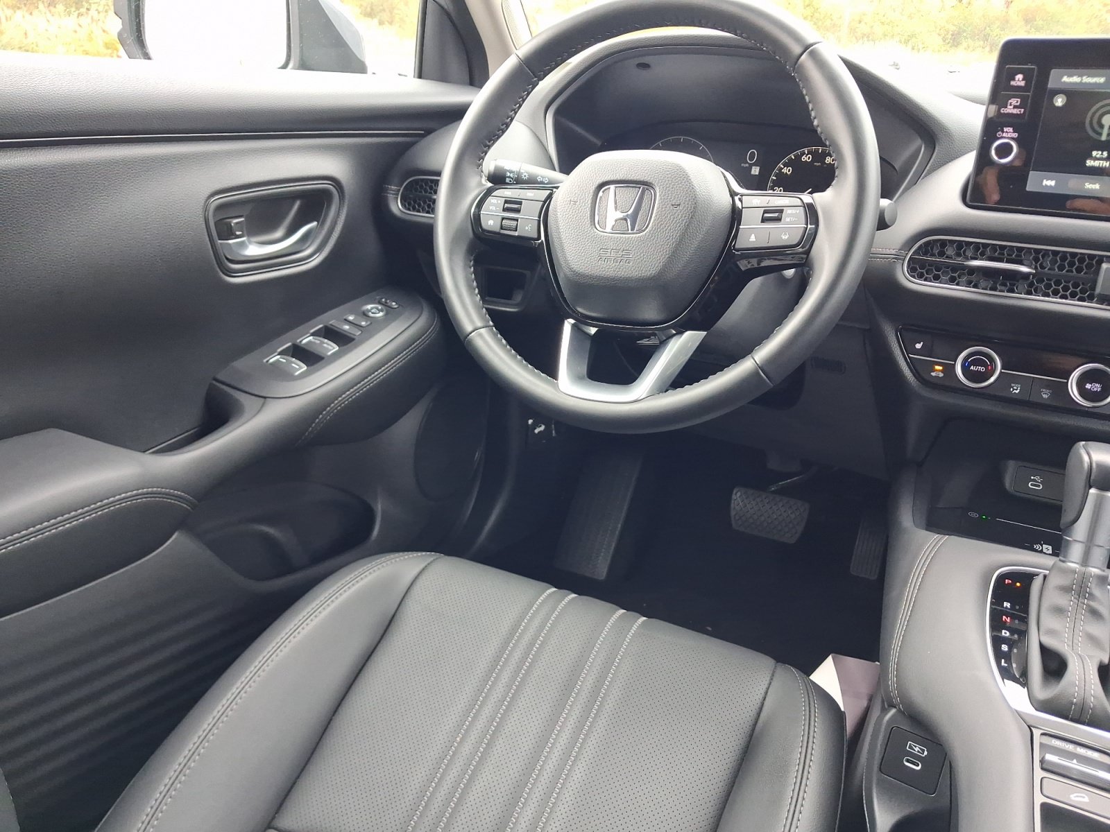 Used 2027 Honda HR-V EX-L image 22