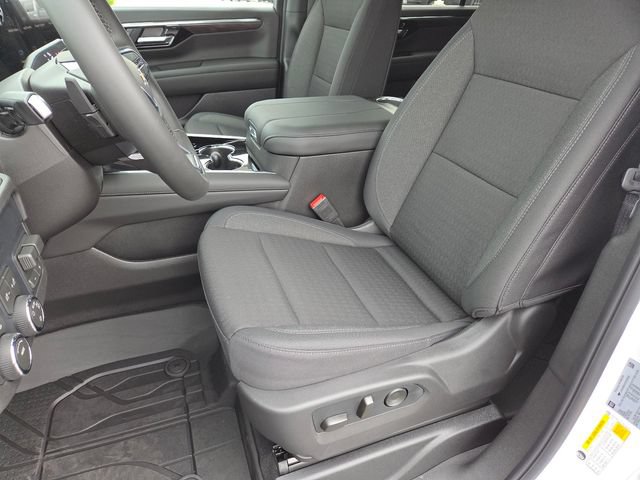 New 2026 Chevrolet Suburban LS w/ LS Custom Edition AWD/4WD image 32