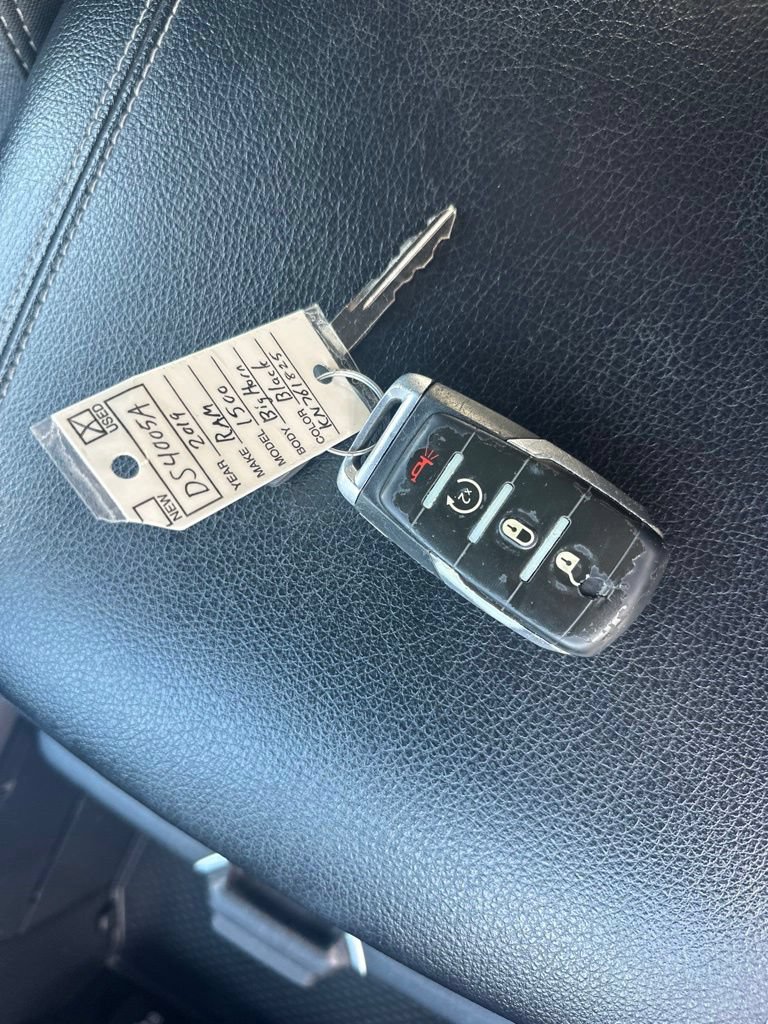 Used 2019 RAM 1500 Big Horn AWD/4WD image 40