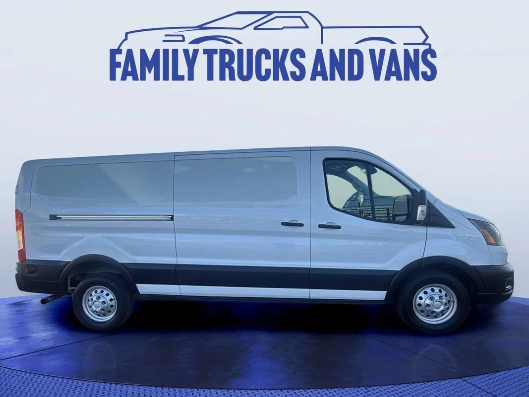 Used 2020 Ford Transit 150 Low Roof AWD image 6